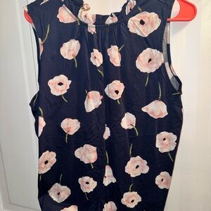 Sleeveless Floral Print Tank Top with Pink Blooms